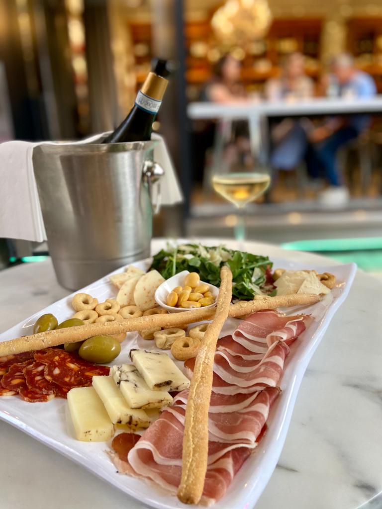 David Rocco Bar Aperitivo